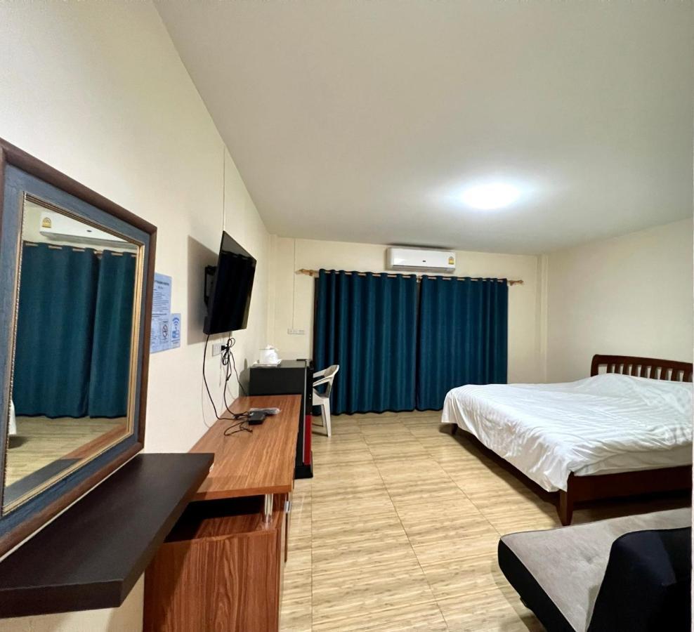 V Tharm Hotel Udon Thani Luaran gambar