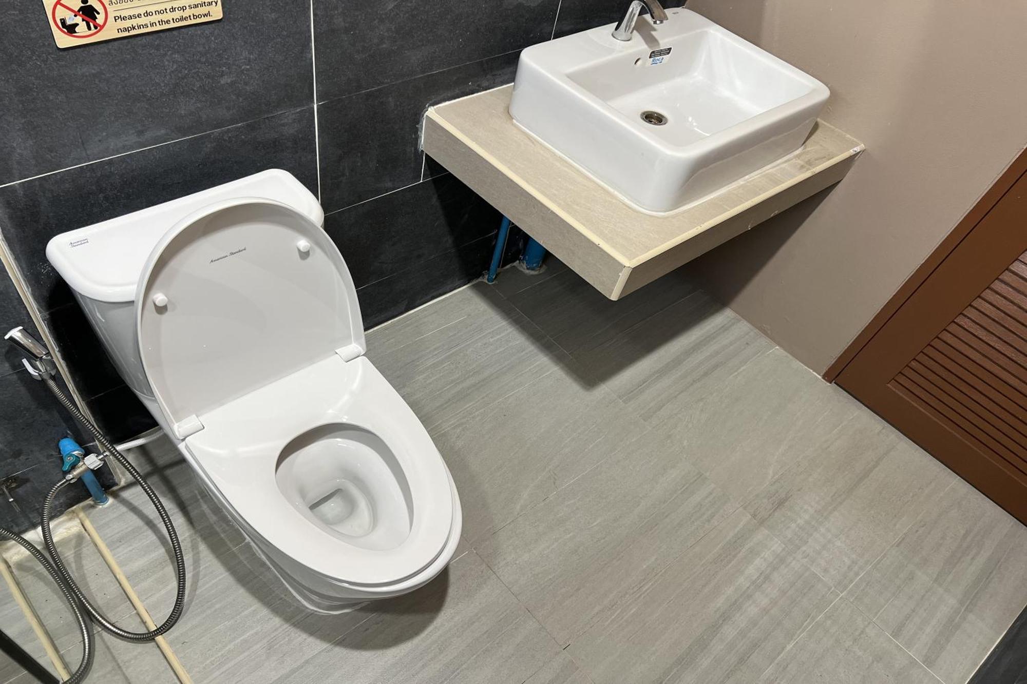 V Tharm Hotel Udon Thani Luaran gambar