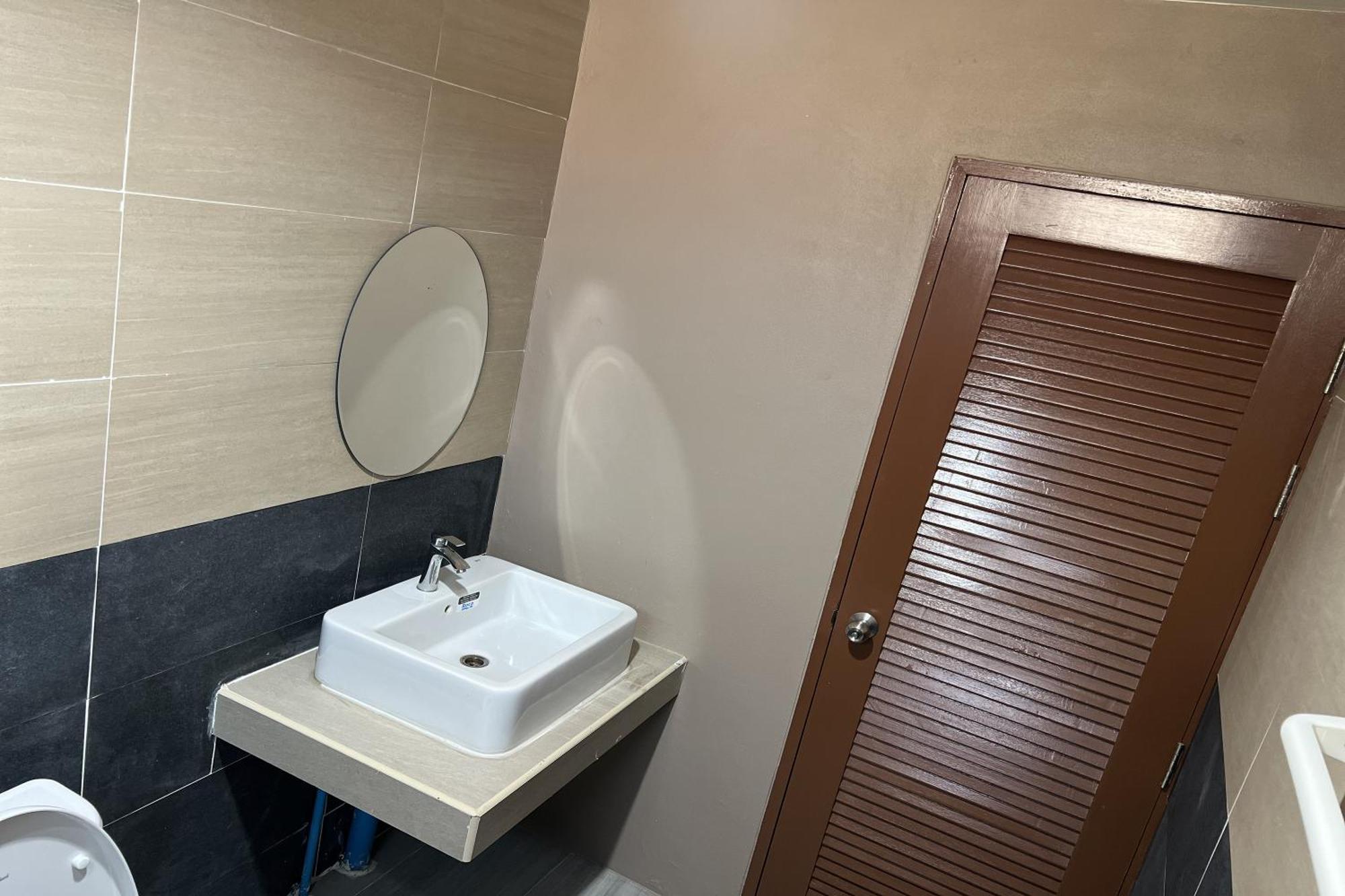 V Tharm Hotel Udon Thani Luaran gambar