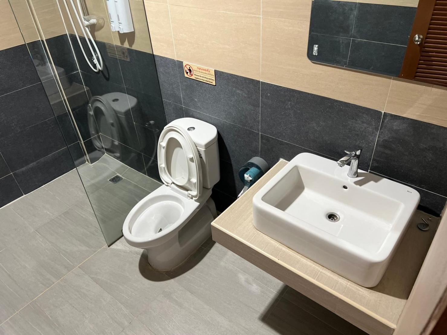 V Tharm Hotel Udon Thani Luaran gambar